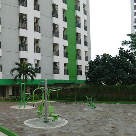 Hotel Green Lake View Just Sleep & Cozy Pondokcabe Hilir Exterior foto