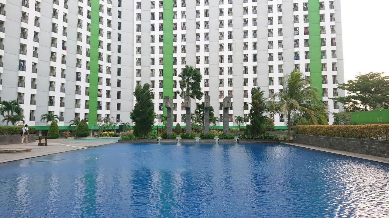Hotel Green Lake View Just Sleep & Cozy Pondokcabe Hilir Exterior foto